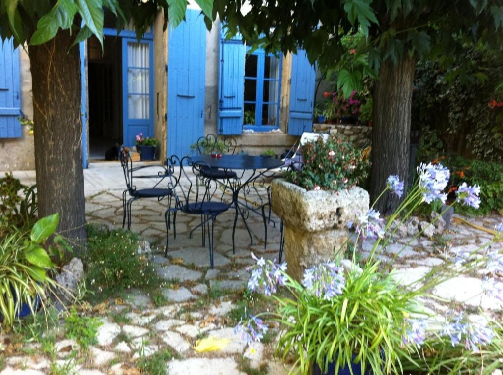 Aux Pots Bleus Bed & Breakfast Nissan-lez-Enserune Dış mekan fotoğraf