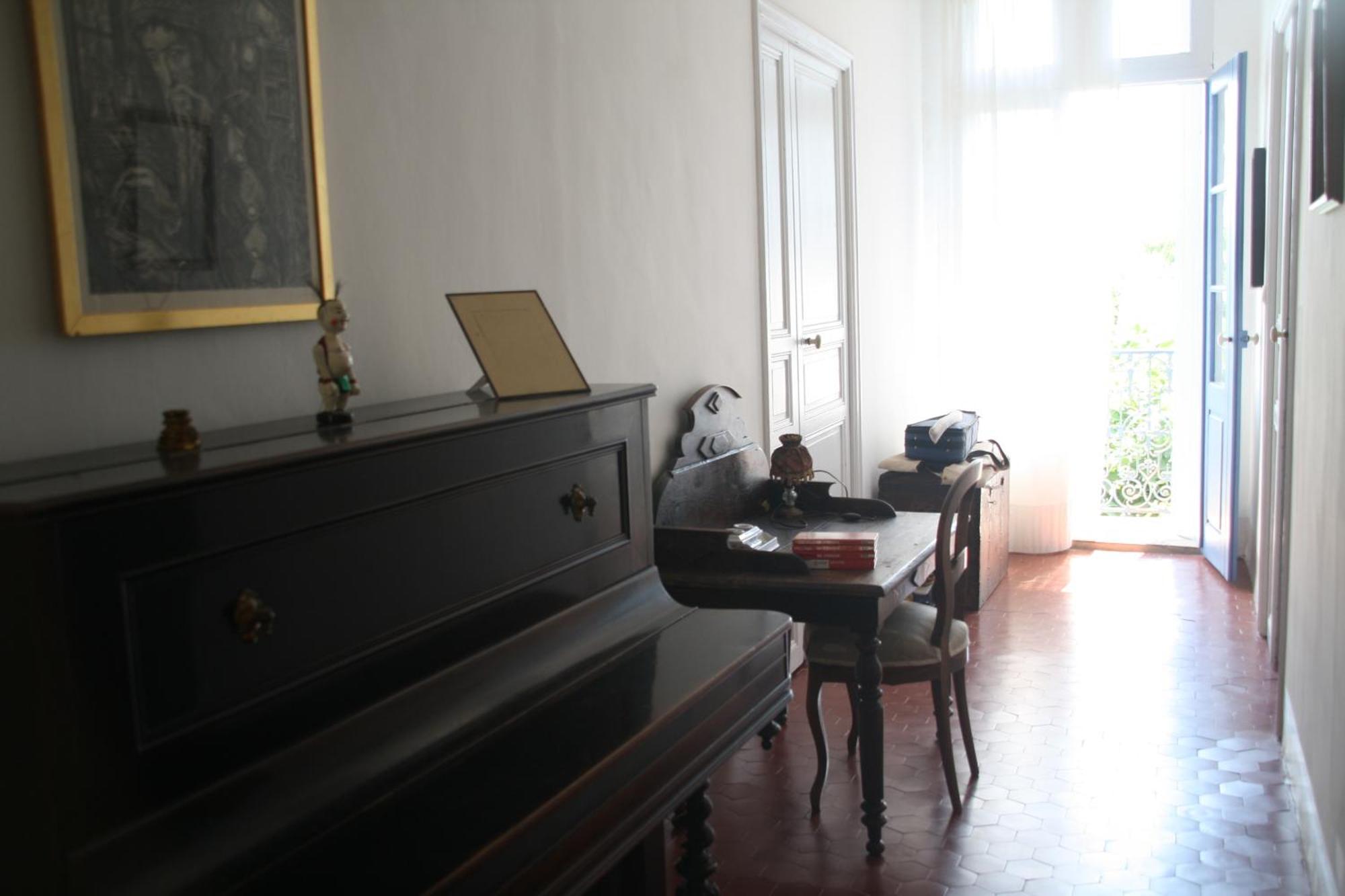 Aux Pots Bleus Bed & Breakfast Nissan-lez-Enserune Dış mekan fotoğraf