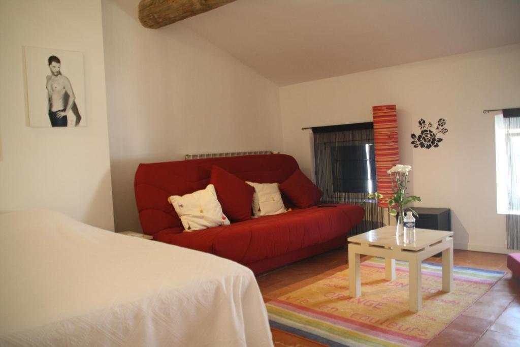 Aux Pots Bleus Bed & Breakfast Nissan-lez-Enserune Oda fotoğraf