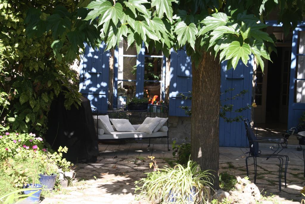 Aux Pots Bleus Bed & Breakfast Nissan-lez-Enserune Dış mekan fotoğraf